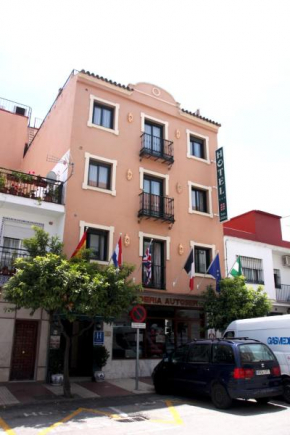 Гостиница Hotel Doña Catalina  Марбелья